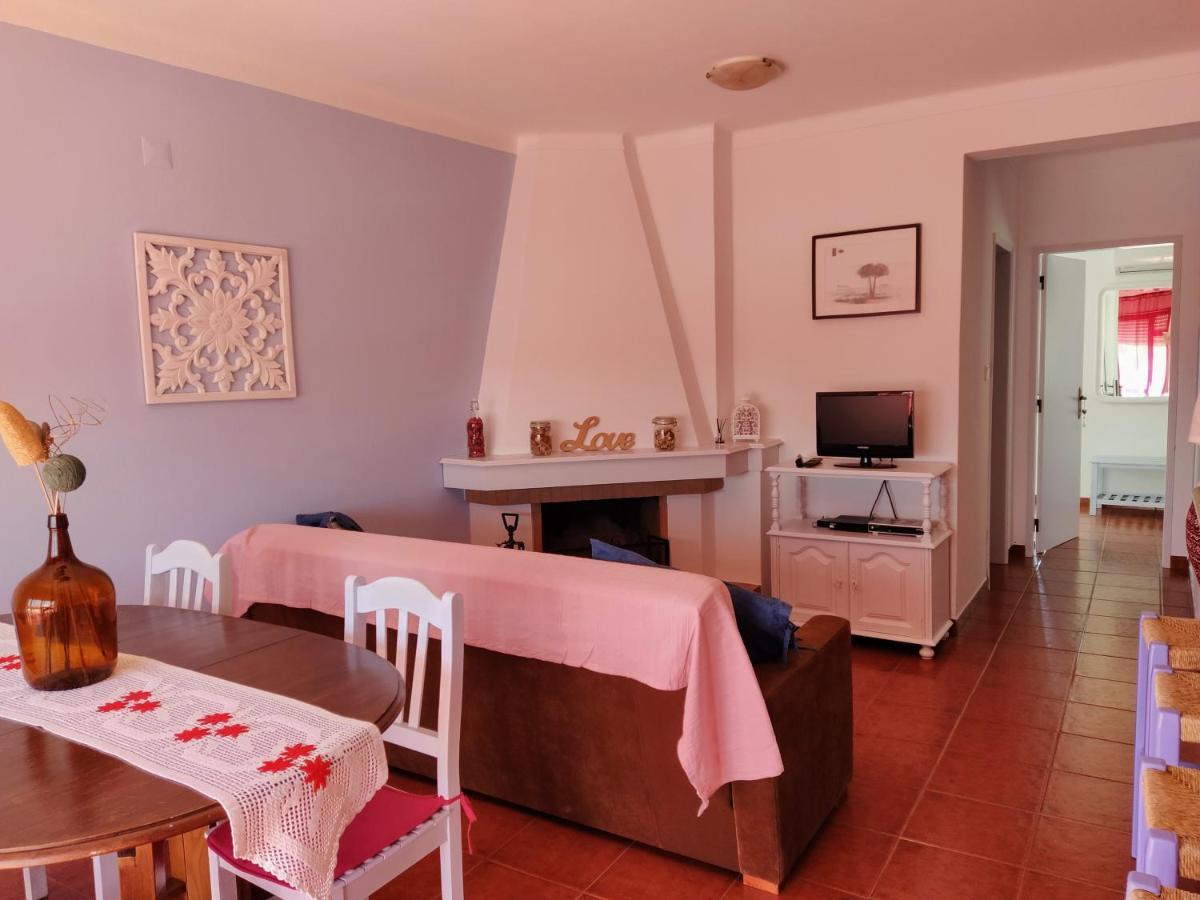 Apartamentos Bau-Doce Cercal do Alentejo Bagian luar foto